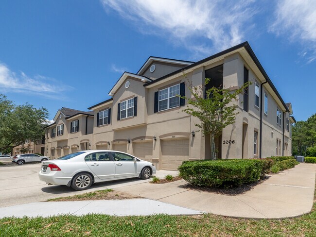 Hammock Grove Condominiums in Jacksonville, FL - Foto de edificio - Building Photo