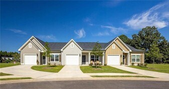 62 Dawson Clb Wy in Dawsonville, GA - Building Photo