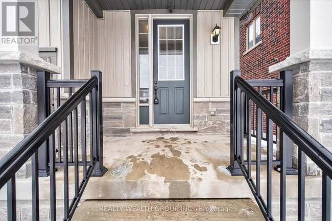 803 Griffin Trl in Peterborough, ON - Building Photo - Building Photo