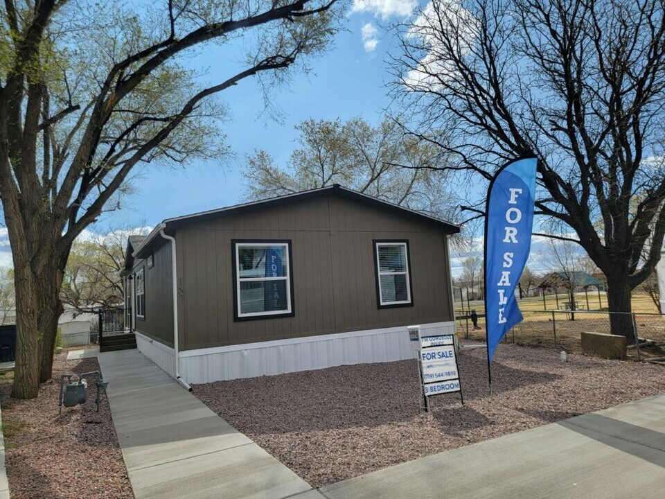 999 Fortino Blvd in Pueblo, CO - Building Photo