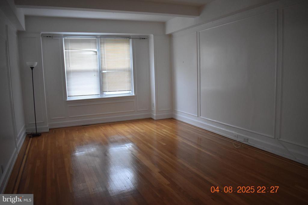 6635 McCallum St in Philadelphia, PA - Building Photo