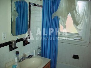 208 Winthrop Rd, Unit 37 in Brookline, MA - Building Photo - Building Photo