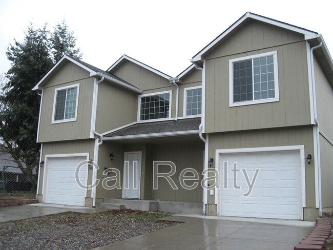 property at 2420 E Joseph Ave