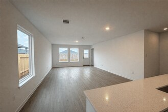 14868 N Ascot Bnd Cir in Conroe, TX - Building Photo - Building Photo