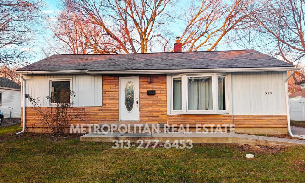 5839 Helen St in Garden City, MI - Building Photo