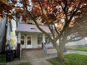 1355 West Blvd in Cleveland, OH - Building Photo - Building Photo