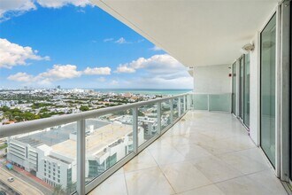 450 Alton Rd, Unit 2704 in Miami Beach, FL - Building Photo - Building Photo