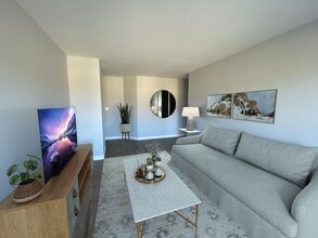 7 Vimy Crescent in Sarnia, ON - Building Photo - Building Photo