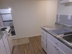 3943-2075 2075 W St in Roy, UT - Building Photo - Building Photo