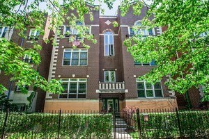 4235 N Kenmore Ave in Chicago, IL - Building Photo