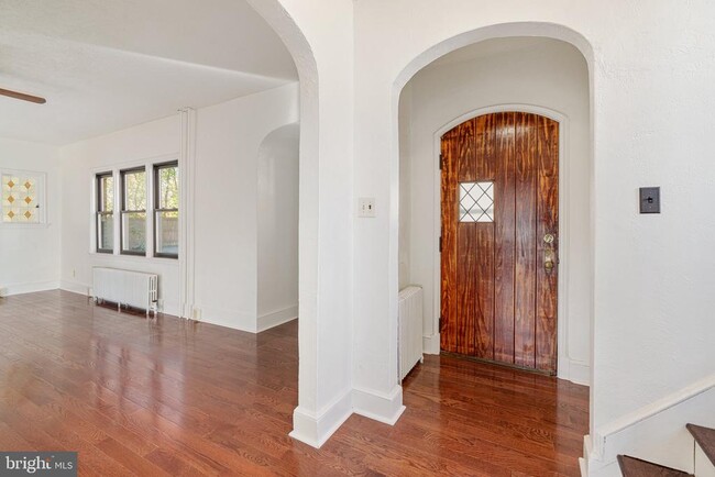 property at 20 Easton Rd