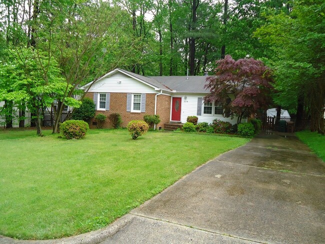 309 Holtz Ln in Cary, NC - Building Photo - Building Photo