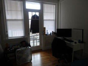 46 Ashford St, Unit 19 in Boston, MA - Foto de edificio - Building Photo