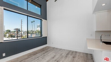 1505 Purdue Ave in Los Angeles, CA - Building Photo - Building Photo