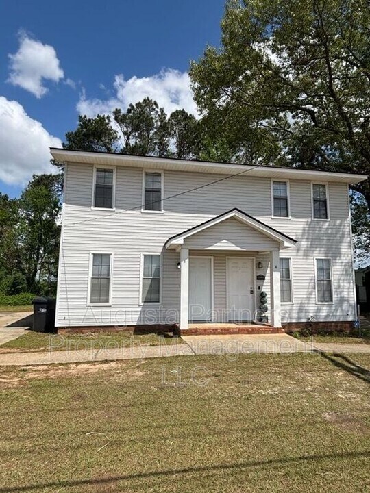 2909 Old Tobacco Rd in Hephzibah, GA - Building Photo