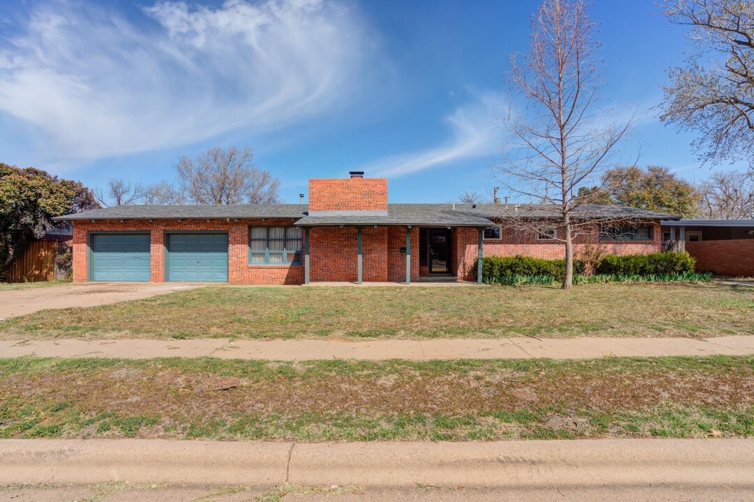 3410 40th St in Lubbock, TX - Building Photo