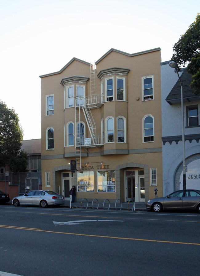 1234 Valencia St in San Francisco, CA - Foto de edificio - Building Photo