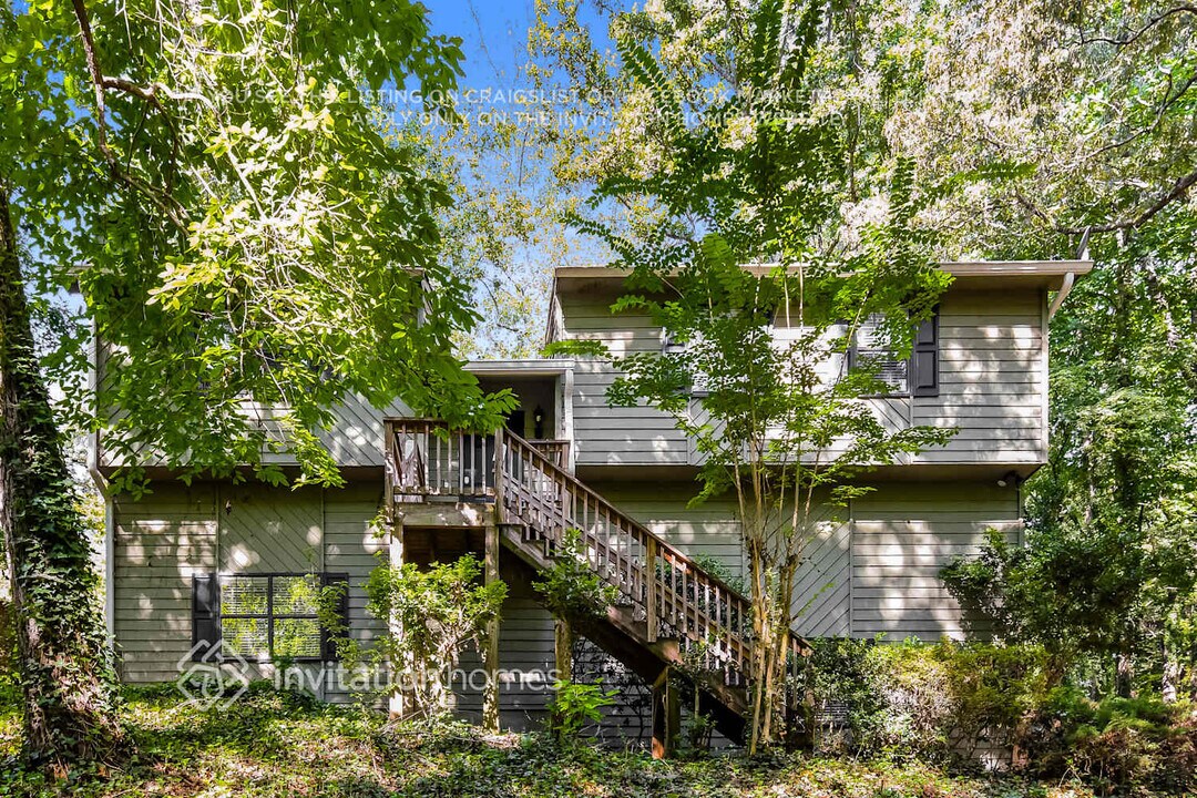 129 Little Brook Dr in Woodstock, GA - Building Photo