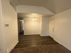 2204 Wright Way in Killeen, TX - Building Photo - Building Photo