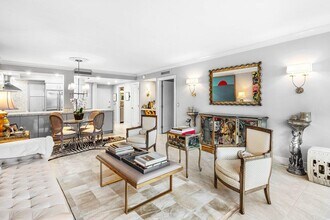 2295 S Ocean Blvd in Palm Beach, FL - Building Photo - Building Photo
