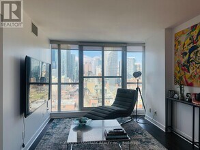 320 Richmond St E in Toronto, ON - Building Photo - Building Photo