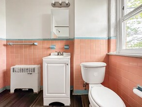 1545 Medary Ave in Philadelphia, PA - Foto de edificio - Building Photo