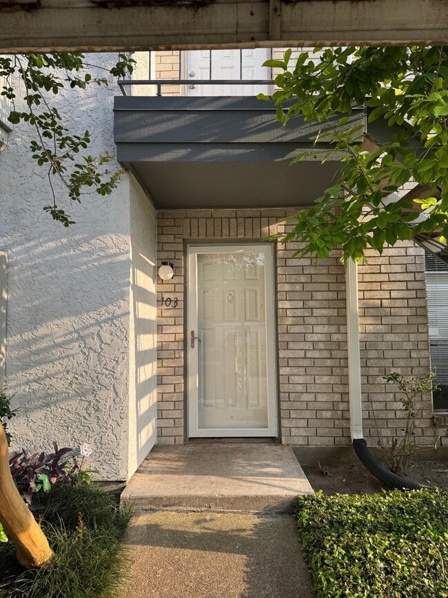 8787 Brae Acres Rd