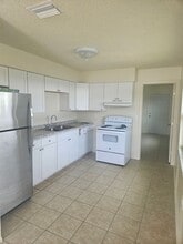 5540 9th St E in Bradenton, FL - Building Photo - Building Photo