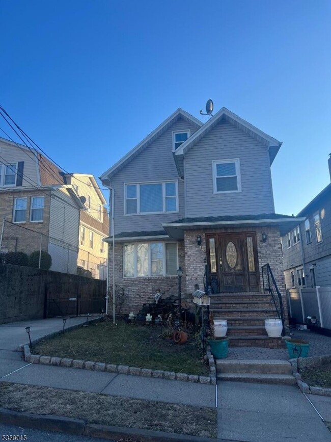 property at 18 Magnolia Ave