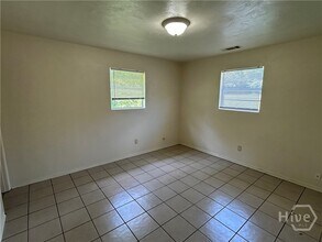 130 Candler Ct in Athens, GA - Building Photo - Building Photo