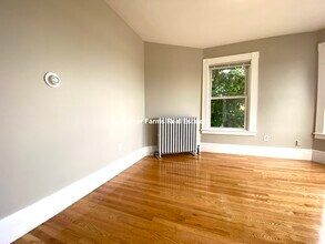 186 Bowdoin St, Unit 2 in Boston, MA - Foto de edificio - Building Photo