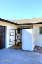 8537 E Rovey Ave in Scottsdale, AZ - Building Photo - Building Photo