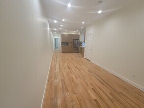 2931 N Calvert St in Baltimore, MD - Building Photo - Building Photo