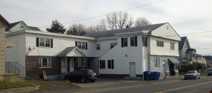 298-300 Hill St in Waterbury, CT - Foto de edificio