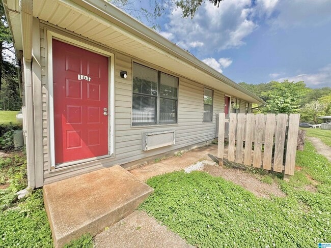 1700 Greenbrier Dear Rd in Anniston, AL - Building Photo - Building Photo