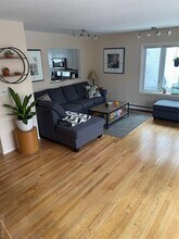 48 Angela Ct in Beacon, NY - Building Photo - Building Photo