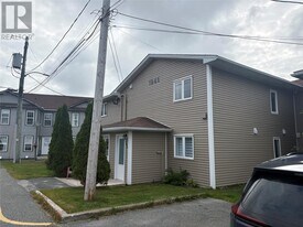 1541 Topsail Rd in Paradise, NL - Building Photo