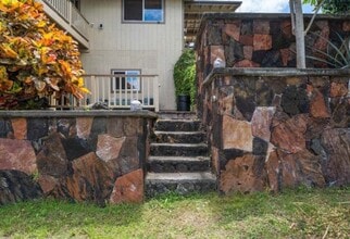73-1117 Mahilani Dr, Unit 2 Bedroom 1 Bath in Kailua Kona, HI - Building Photo - Building Photo