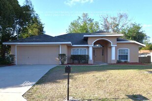 70 Crystal Dr in Debary, FL - Building Photo