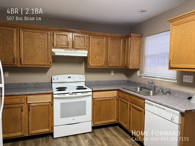 507 Big Bear Ln in Lexington, KY - Building Photo - Building Photo