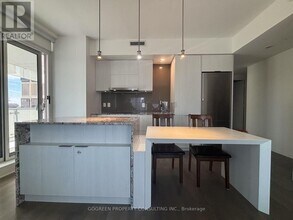 1-1801 Bloor St E in Toronto, ON - Building Photo - Building Photo