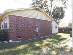 1801 W Jackson St in Pensacola, FL - Foto de edificio - Building Photo