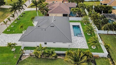 1927 SW 37th Terrace in Cape Coral, FL - Building Photo - Building Photo