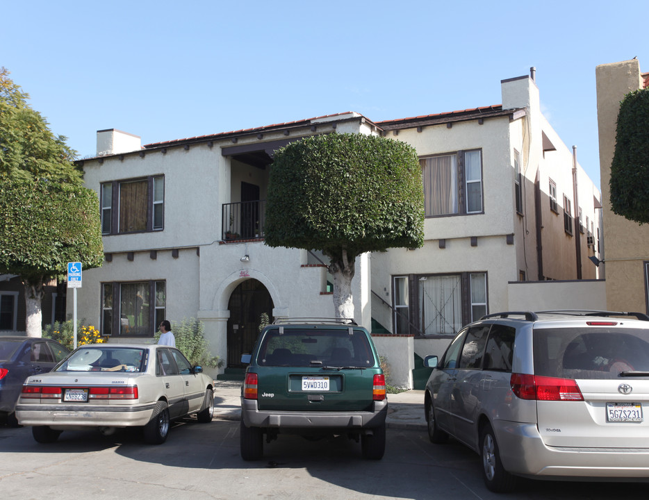 442 Olive Ave in Long Beach, CA - Building Photo