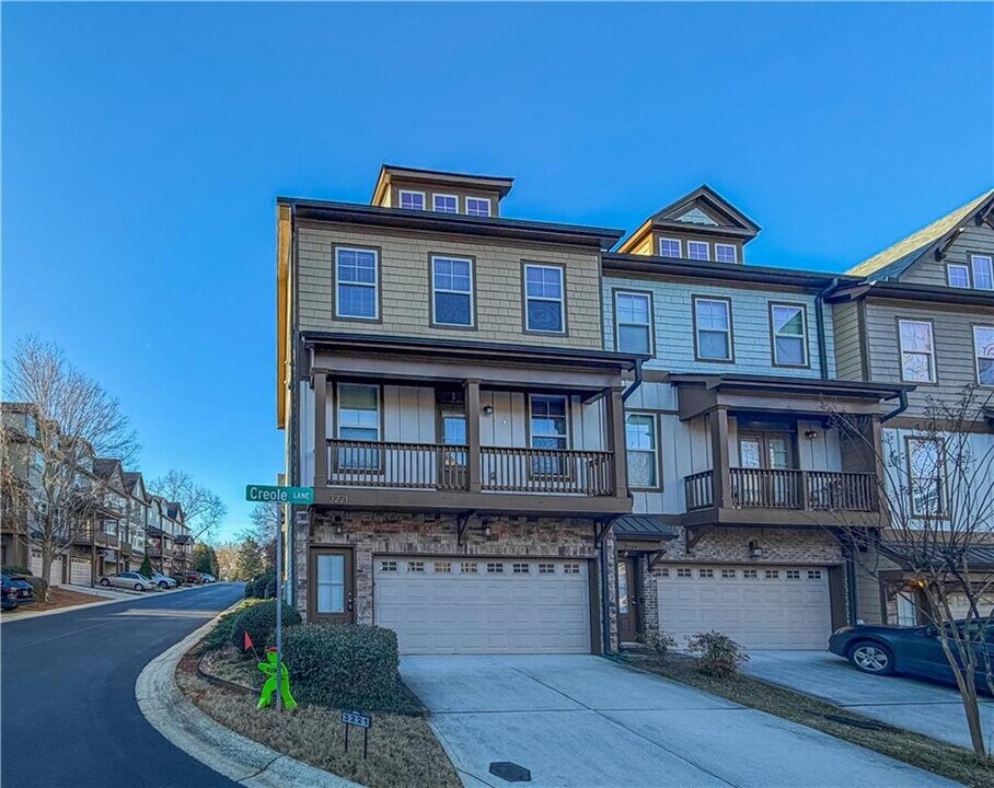 3221 Creole Ln in Decatur, GA - Building Photo