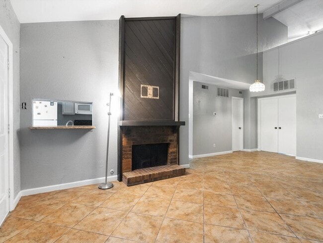7165 Fair Oaks Ave, Unit 51 in Dallas, TX - Building Photo - Building Photo