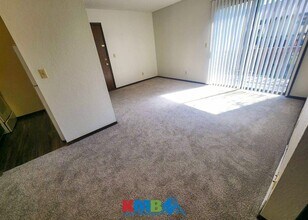 306 29th St Dr SE in Cedar Rapids, IA - Building Photo - Building Photo