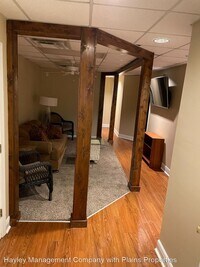 410 Simmons St photo'