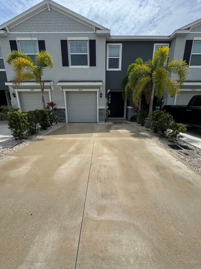 property at 6637 Serenity Fall Ln