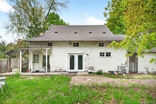 79 Quaker Hill Rd in Monroe, NY - Building Photo